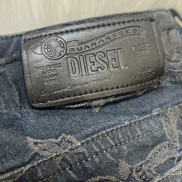 Gently Used Diesel Jeans - Grupee Sz 25 L 32 Women’s - Picture 7 of 9